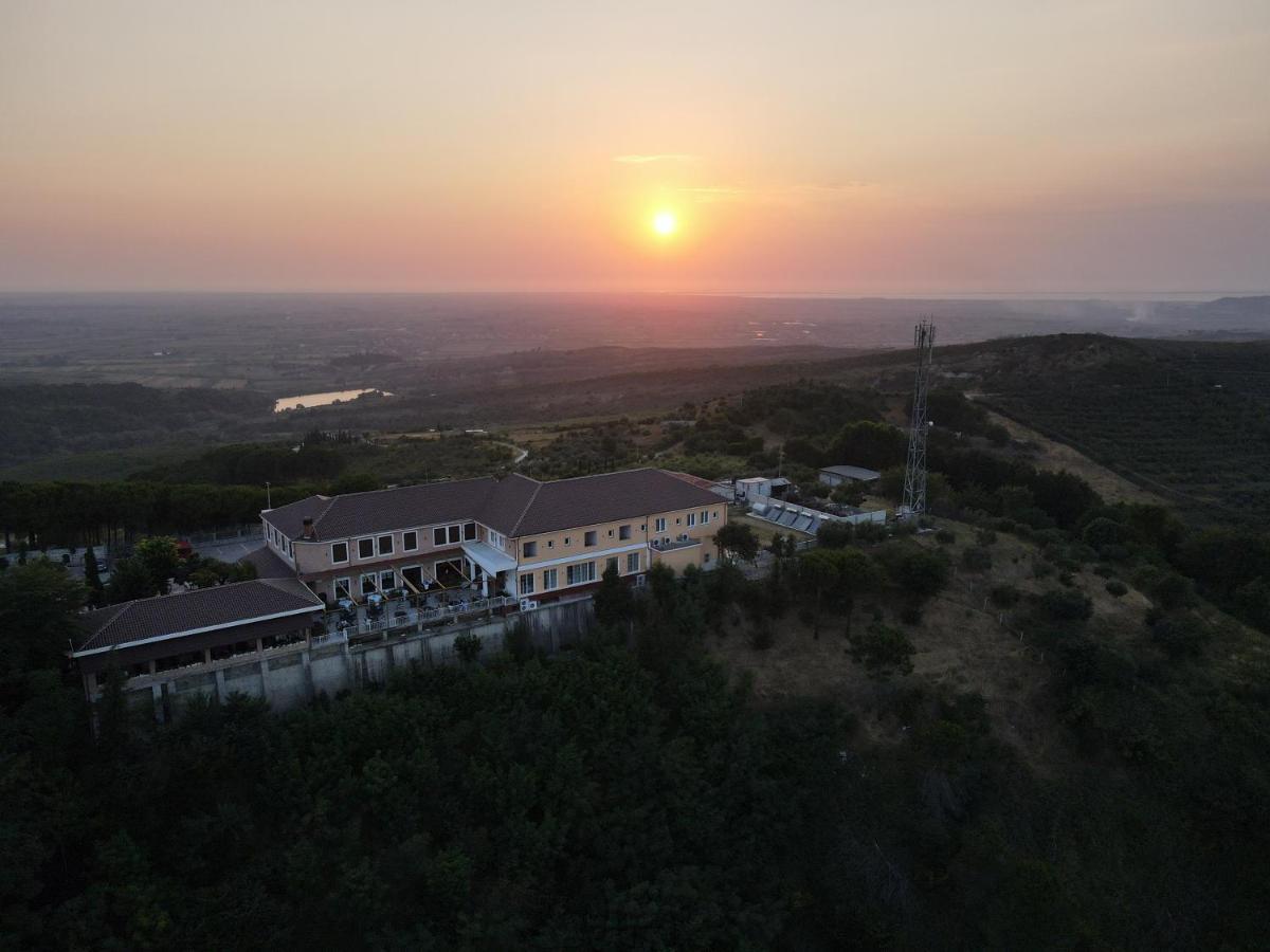 Ardenica Boutique Hotel Lushnjë Exterior foto