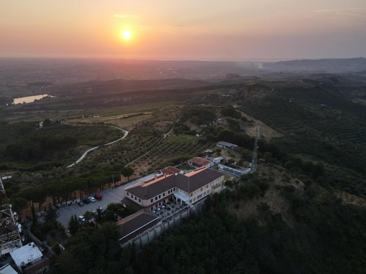 Ardenica Boutique Hotel Lushnjë Exterior foto